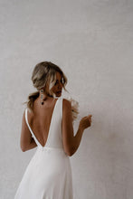 Load image into Gallery viewer, Made With Love - Lucy V2 - Size 8 Sample Sale Dress