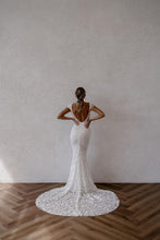 Load image into Gallery viewer, Made With Love - Darcy Size 10 in Ivory