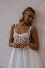 Load image into Gallery viewer, Made With Love - Huxley Flowy - Size 10 - Ivory- Sample Sale Dress