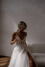 Load image into Gallery viewer, Made With Love - Summer - Size 10 Sample Sale Dress