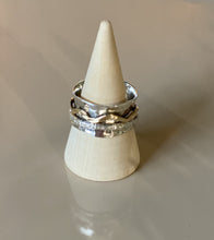 Load image into Gallery viewer, Aura Magic Spin & Wish Ring